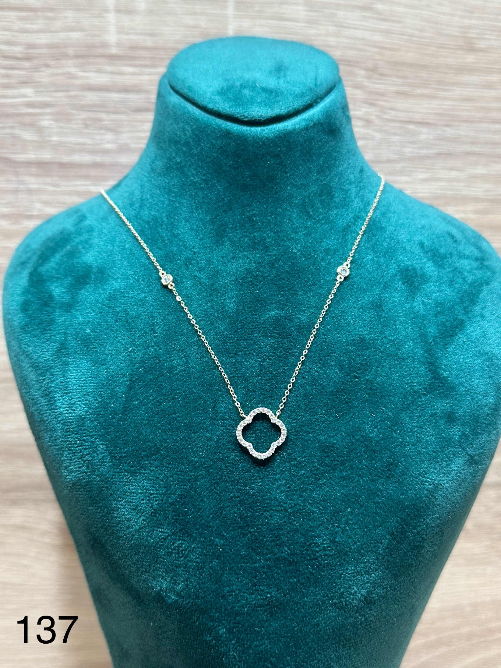 collier Trèfle Diamanté