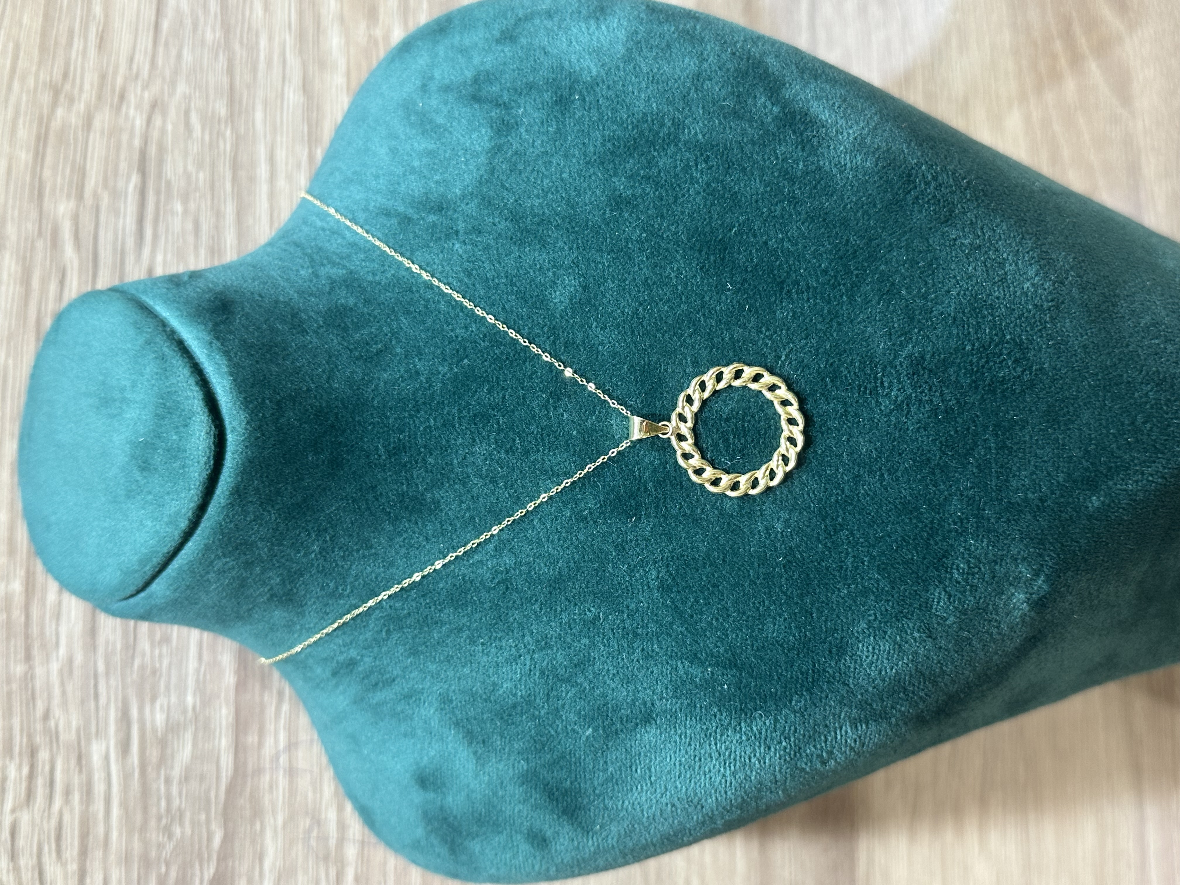 collier Cercle Torsadé